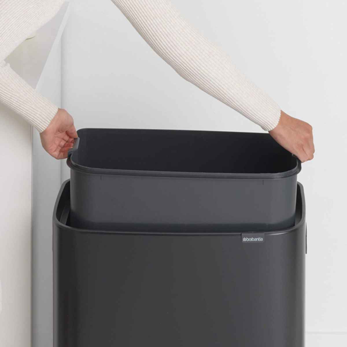 brabantia ブラバンシア ゴミ箱 BO タッチビン HI 60L ふた付き ホワイト