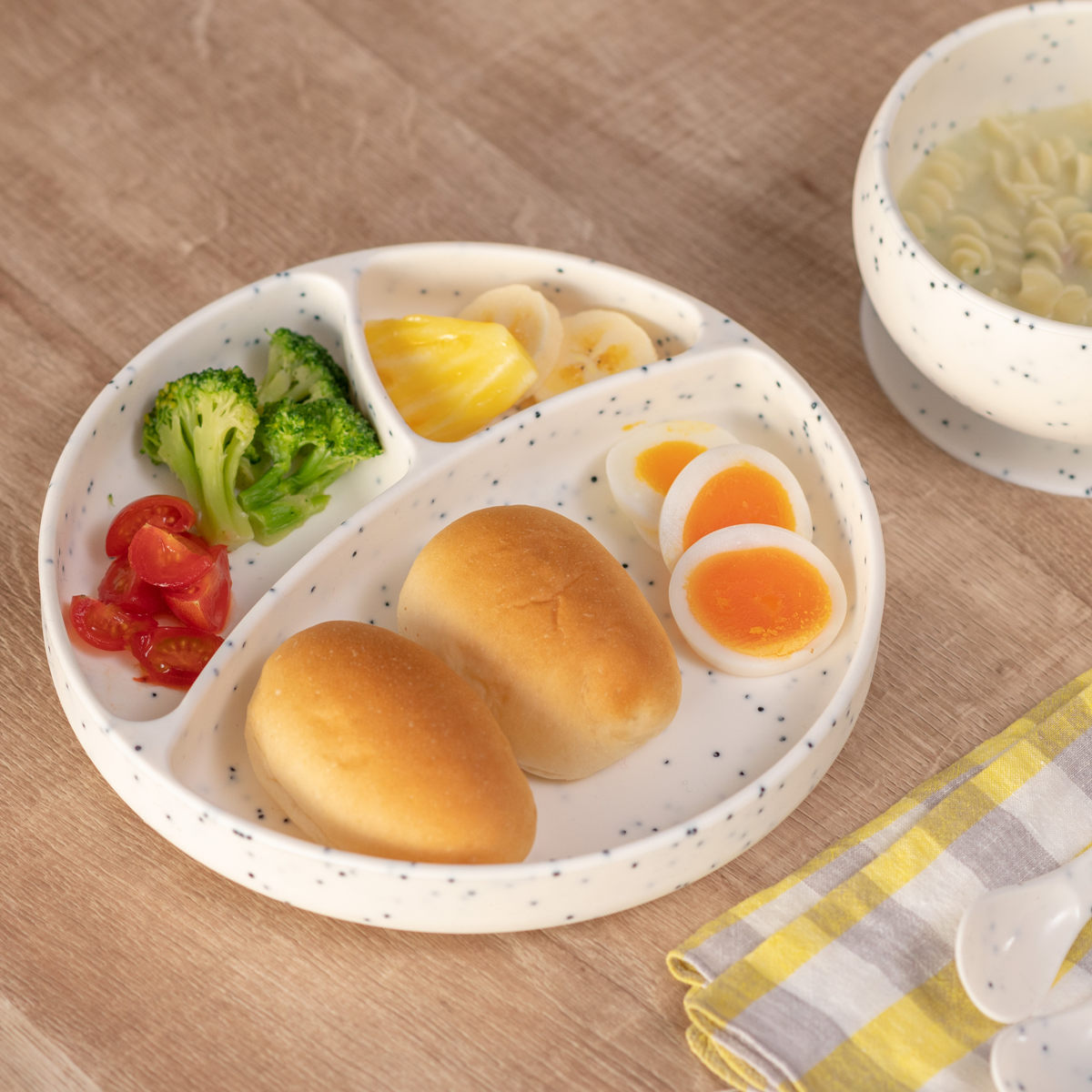 BELLA TUNNO ベビー食器 ひっくり返らない ランチプレート