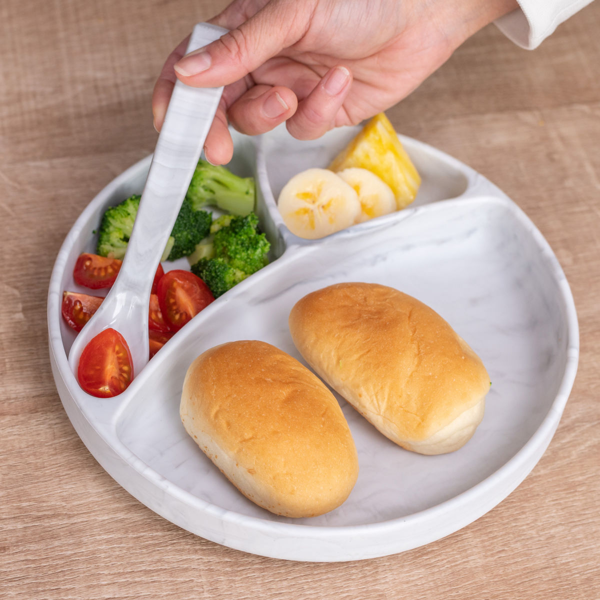 BELLA TUNNO ベビー食器 ひっくり返らない ランチプレート