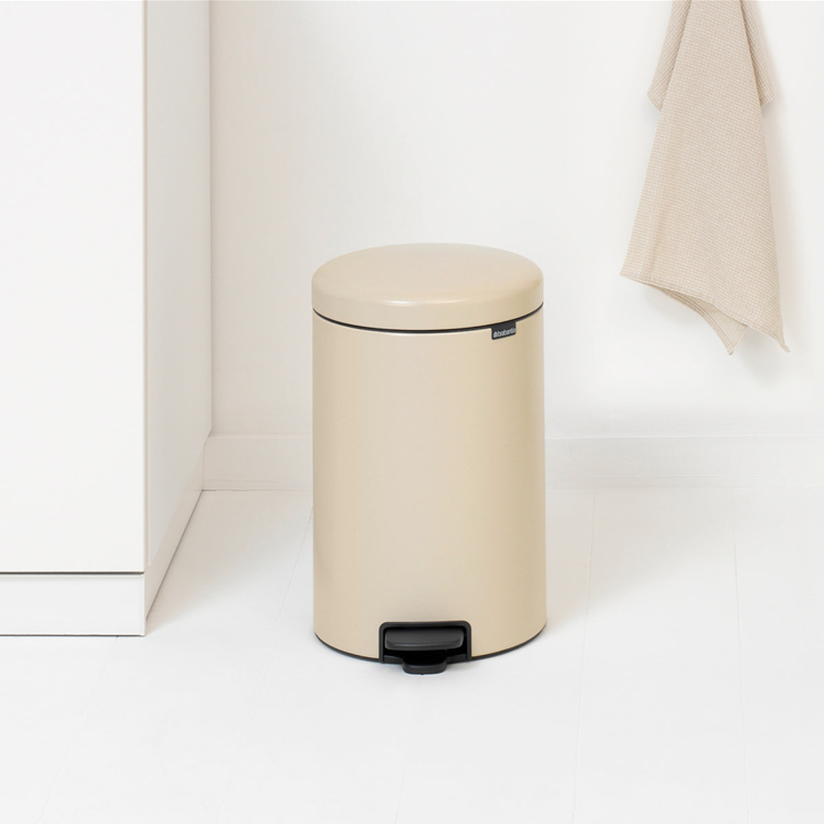 brabantia ゴミ箱 20L ペダル式 ペダルビン