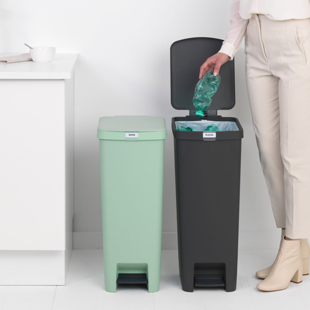 brabantia ゴミ箱 40L ステップアップペダルビン40L