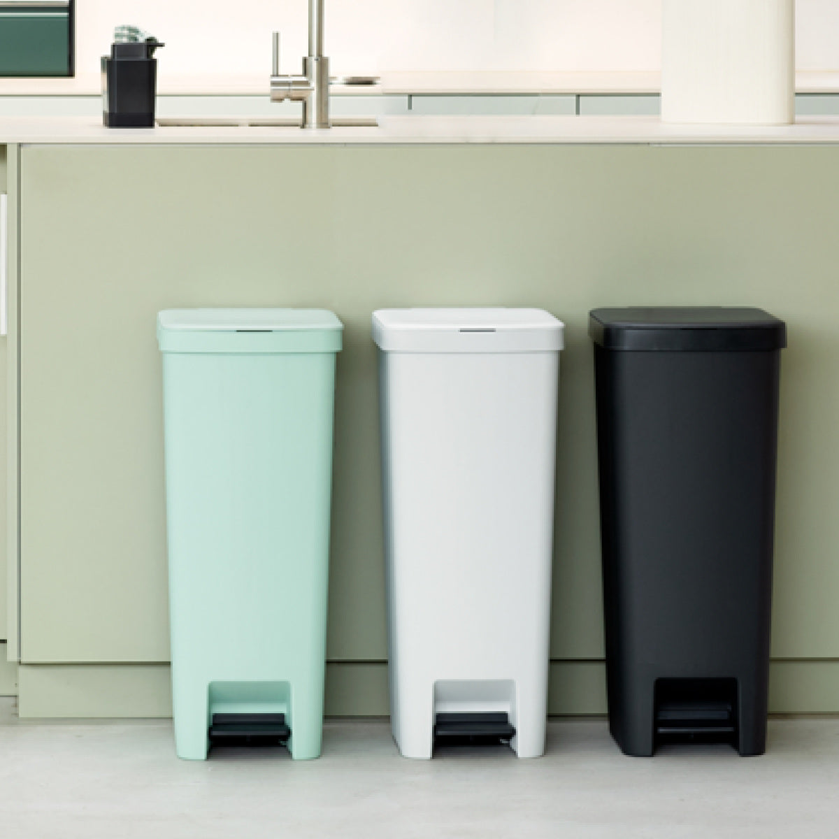 brabantia ゴミ箱 40L ステップアップペダルビン40L