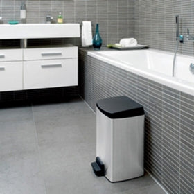 brabantia(ブラバンシア) レクタングラー ペダルビン 10L クローム
