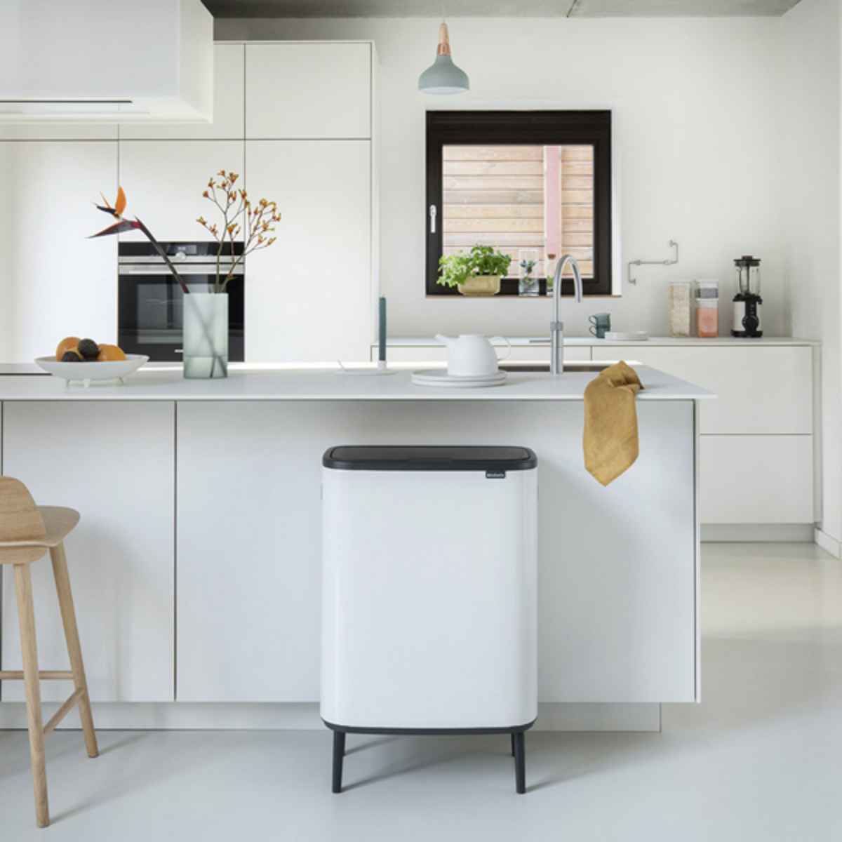 brabantia ブラバンシア ゴミ箱 BO タッチビン HI 60L ふた付き ホワイト