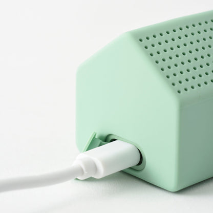BRUNO Bluetoothスピーカー ハウス USB充電 ハンズフリー 防水 55g コンパクト