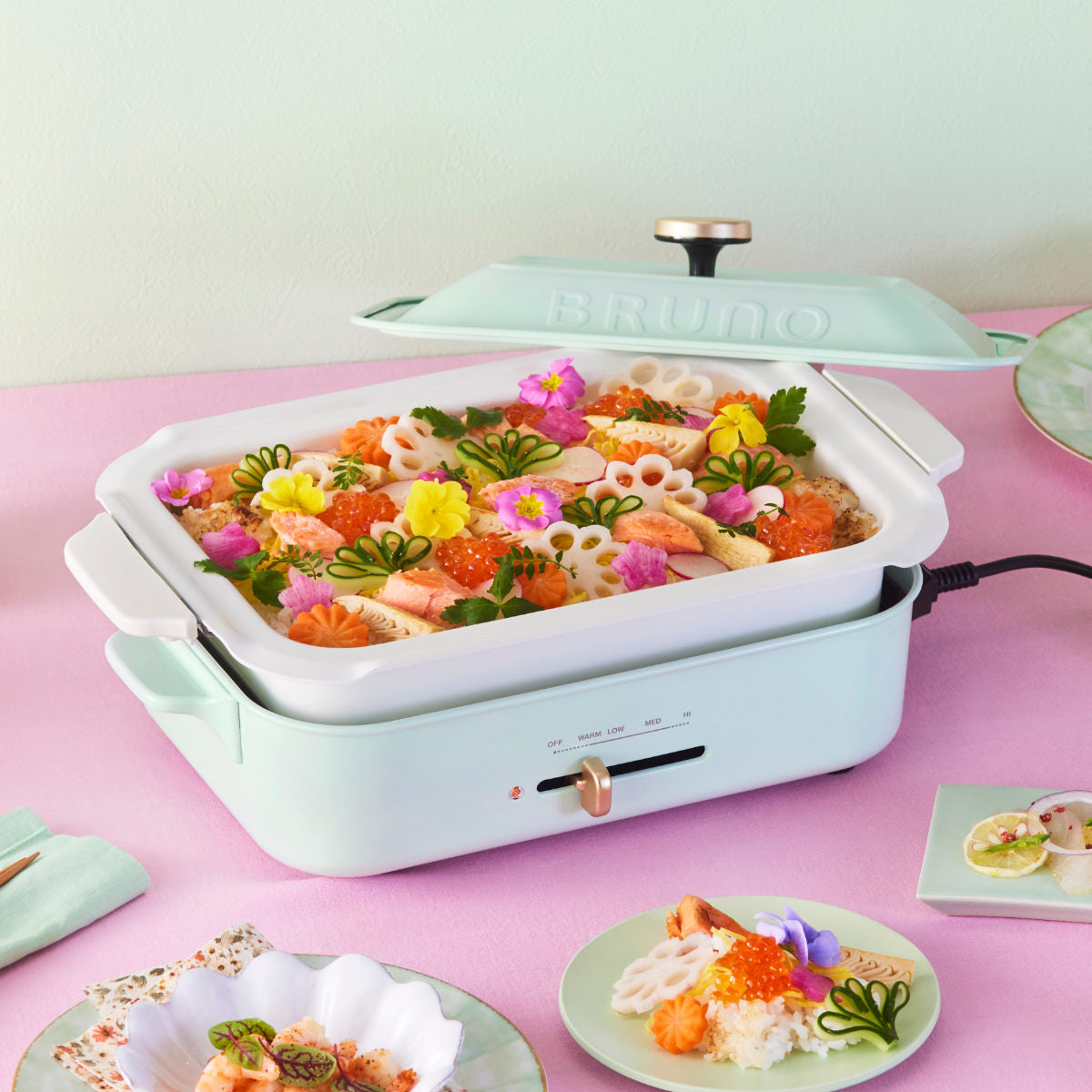 BRUNO コンパクトホットプレート 限定カラー たこ焼きプレート付き 蓋付き