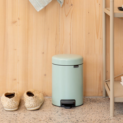 brabantia ゴミ箱 3L ペダル式 ペダルビン