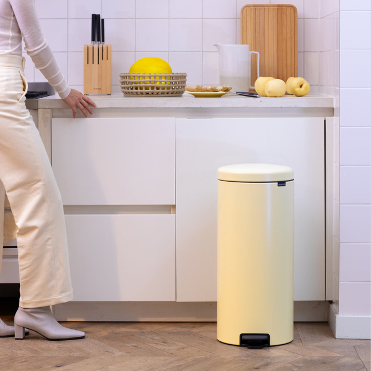 brabantia ゴミ箱 30L ペダル式 ペダルビン