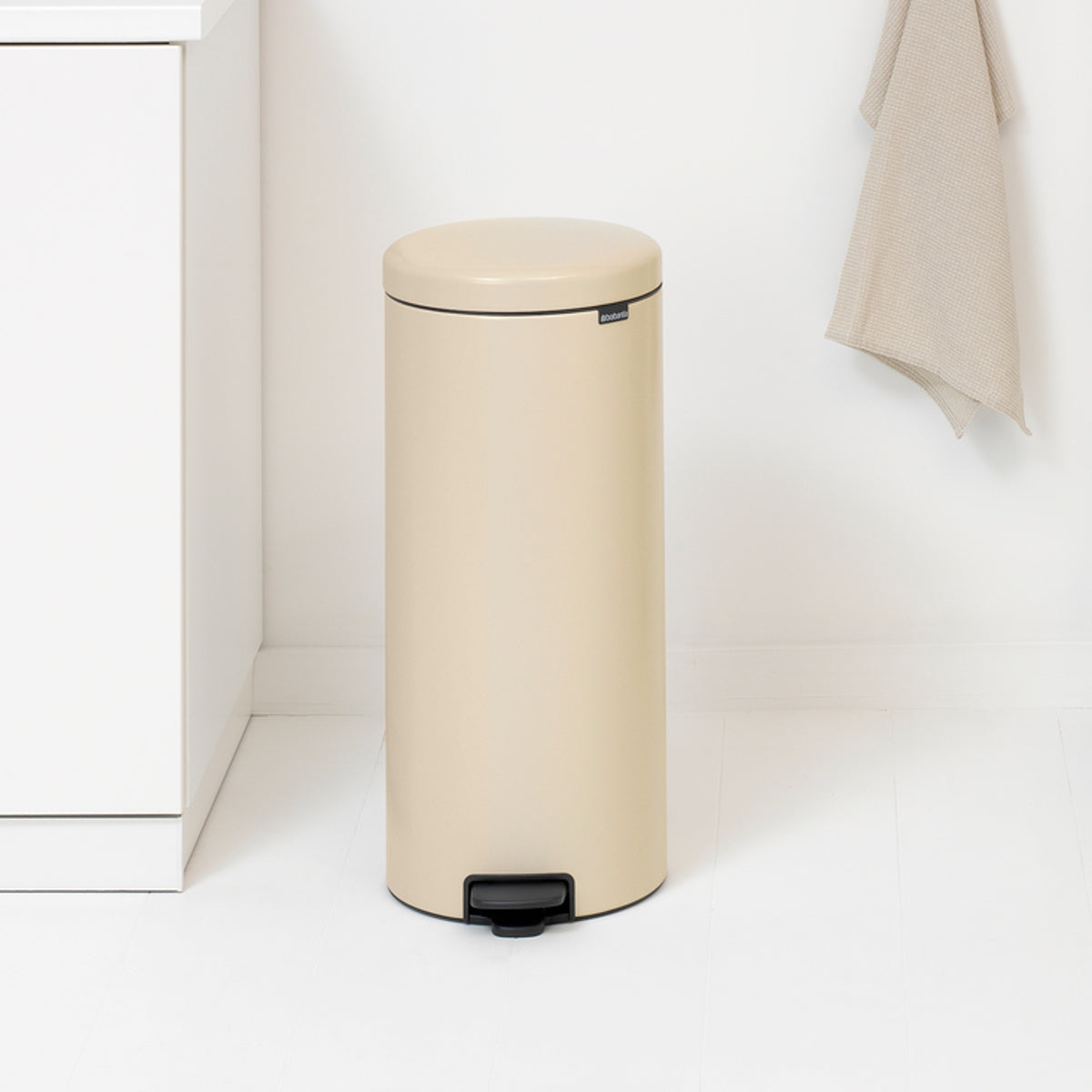 brabantia ゴミ箱 30L ペダル式 ペダルビン