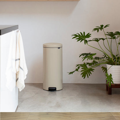 brabantia ゴミ箱 30L ペダル式 ペダルビン
