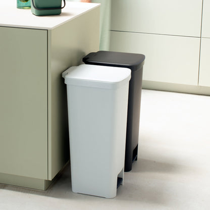 brabantia ゴミ箱 40L ステップアップペダルビン40L