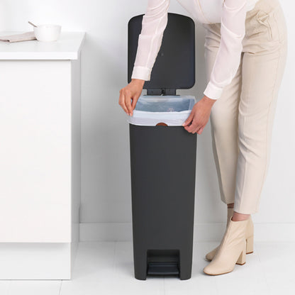 brabantia ゴミ箱 40L ステップアップペダルビン40L